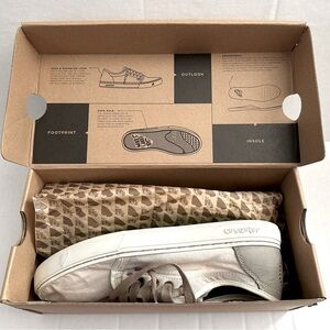 NWOT Satorisan Heisei Lace Up Low Top Sneakers (EU 40/US 9 Women’s) (Olive Sand)